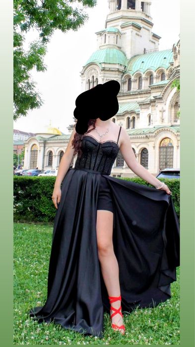 Абитуриентска рокля