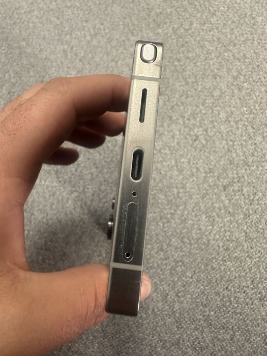 Vand S25 ultra impecabil