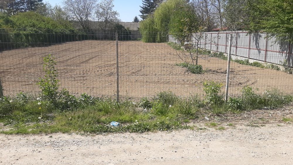 Teren Intravilan Lilieci