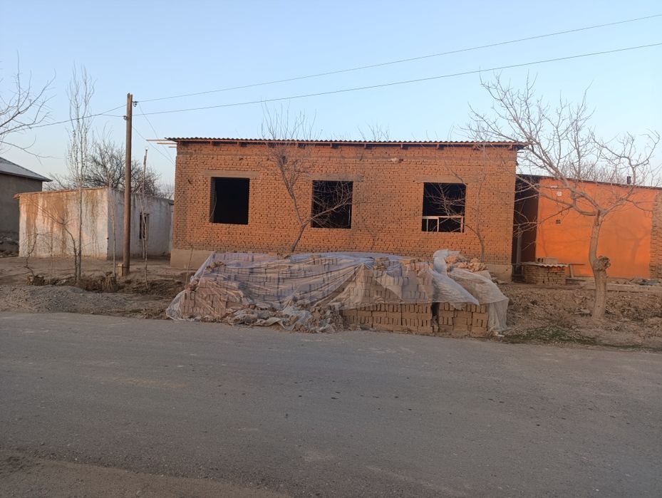 Томорка Уй курилган