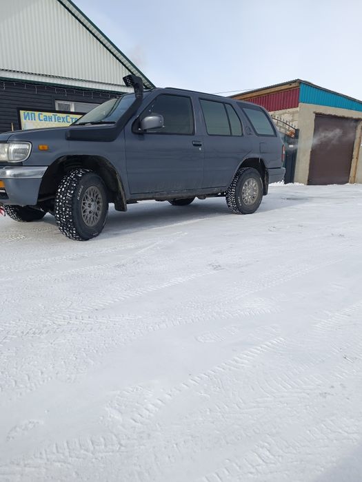 Ниссан теранно 2