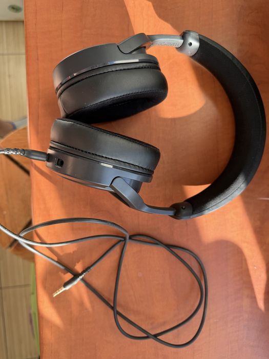 Casti Gaming cu fir Trust GXT 498W, PS5, PS4, microfon detasabil, noi