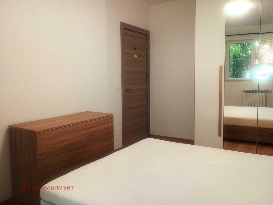 Продава се Тристаен апартамент в София, Овча купел - 105 кв.м за 2094 €/кв.м - Снимка #8