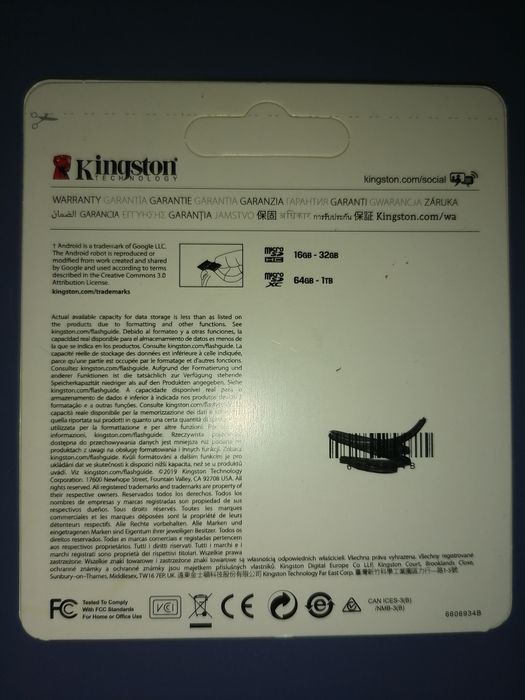 SD card 128 GB нови kingston