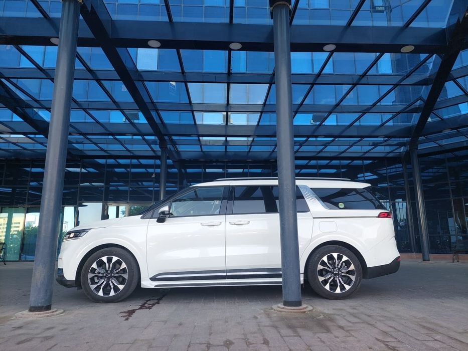 Аренда автомашины минэвен