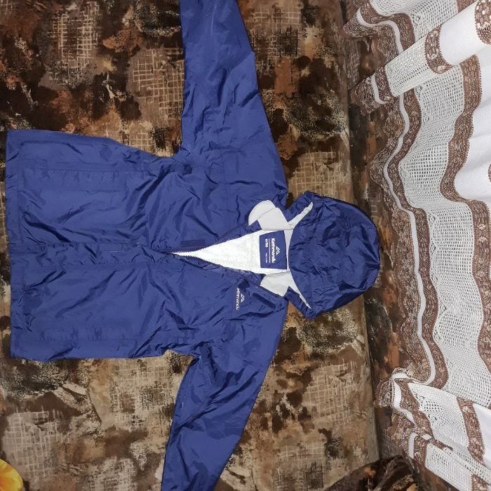 Спортни якета и блузи ADIDAS и FILA