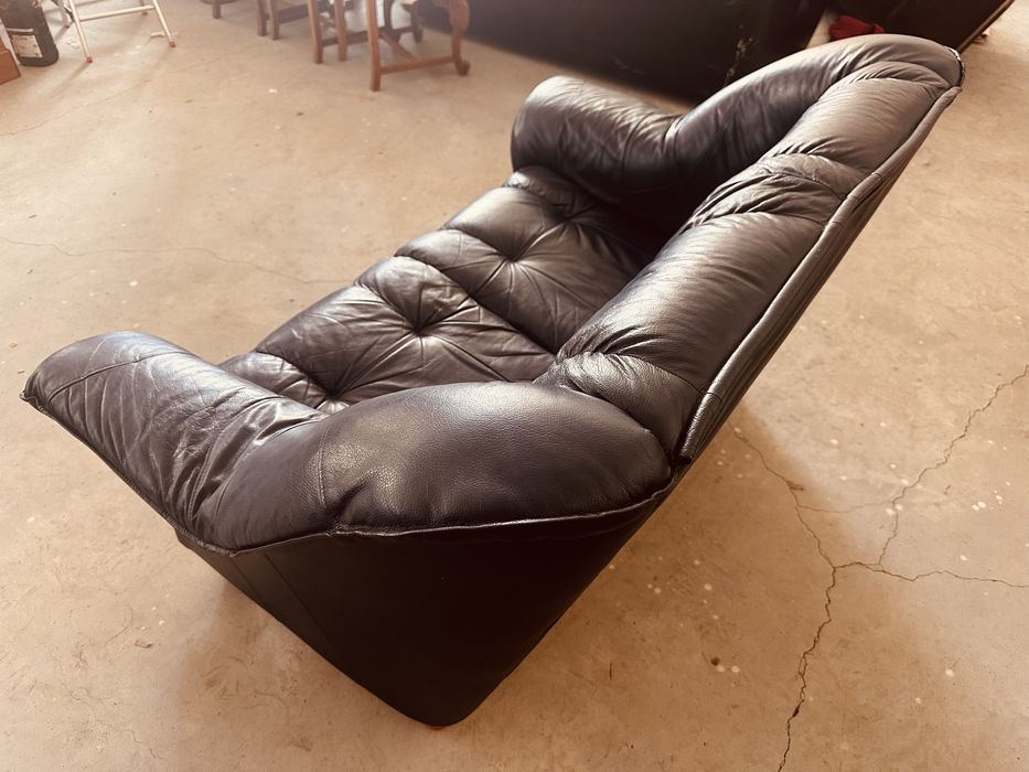 Винтидж кожен фотьойл – италиански дизайн, Natuzzi style, внесен от Швеция