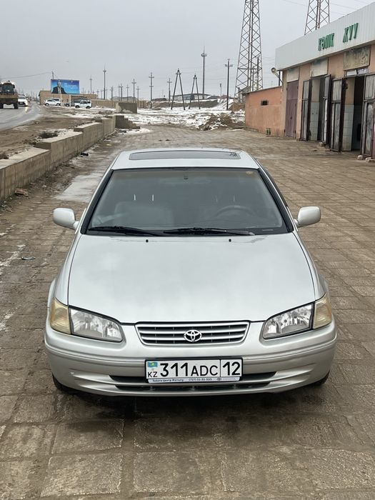 Toyota camry 25 сатылады
