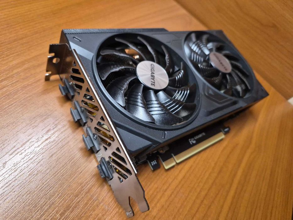 Placa video Nvidia Gigabyte GeForce RTX 4060 Ti Windforce OC 16GB (Rezervat!)