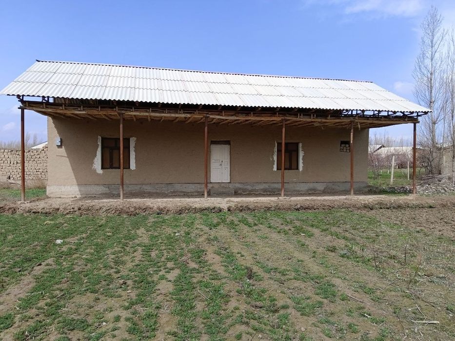 Участка 3 хонали 16 сотих срочно сотилади