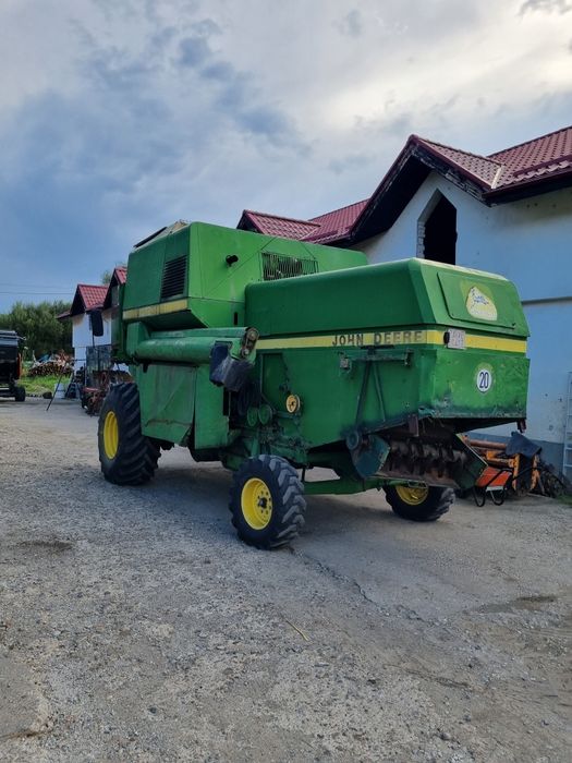 Dezmembram combina John Deere 1072