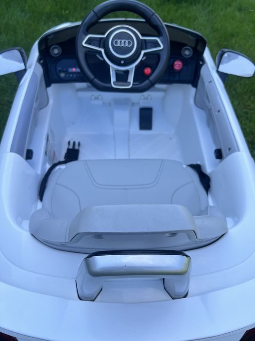 Vand masinuta electrica Audi RS