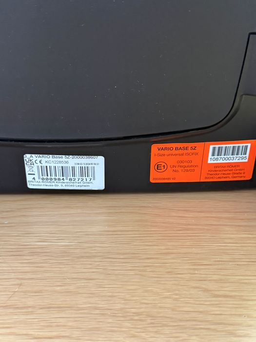 Scoică auto Britax Römer Baby-Safe Pro + baza Isofix + insert de nou născut