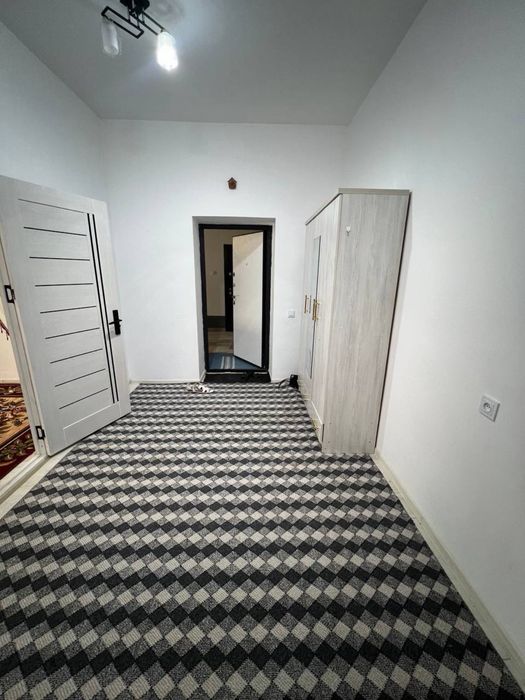 1 xonali yangi kvartira ijaraga beriladi