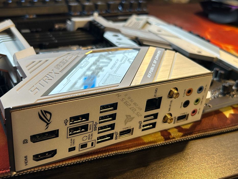 Дъно и процесор Rog Strix Z690-A Gaming WiFi D4 + i9 12900kf dont work