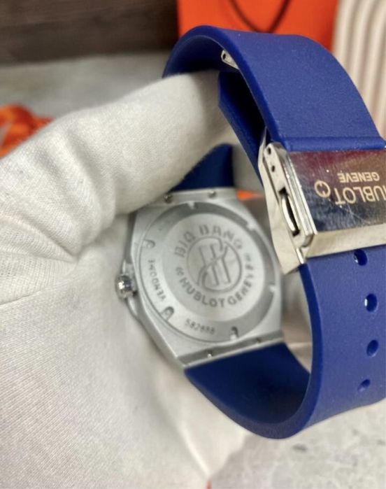 Наручные часы Hublot Geneve