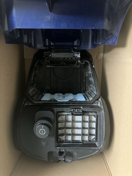 Прахосмукачка Bosch BGL2UB110, Филтър Мicro, Син