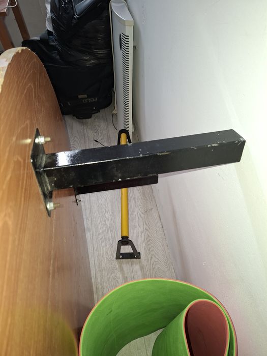 Продам круглый стол