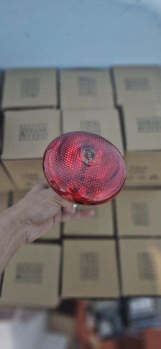 Инфракрасная лампа 100,150,200,250ватт  
Кулланиши: Товукхоналар
