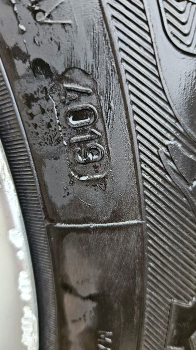 Jante Aluminiu 16 Tzoli Cauciucur noi de Iarna 195 60 16 C