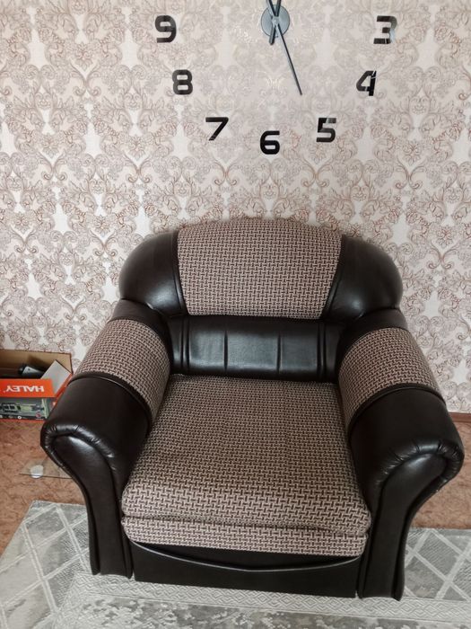 Кресло кровать два штуки