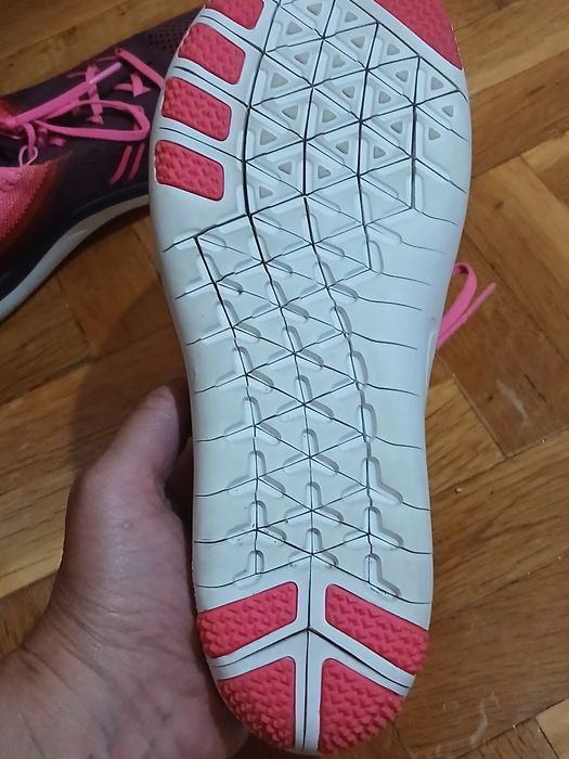 Маратонки NIKE Намаление