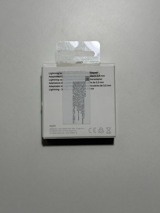 Переходник Apple Lightning - mini jack 3.5мм