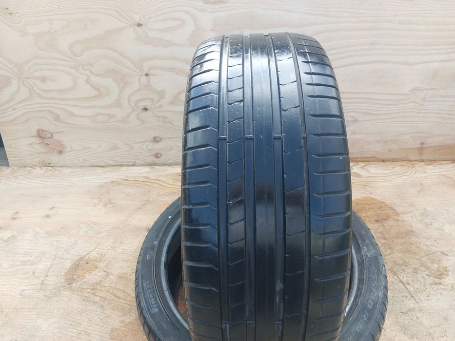 150 lei bucata! Doua anvelope de vara 255 40 r21 Pirelli P Zero