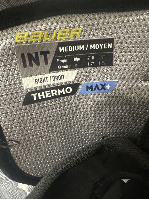 Продаю налокотники bauer m5 pro