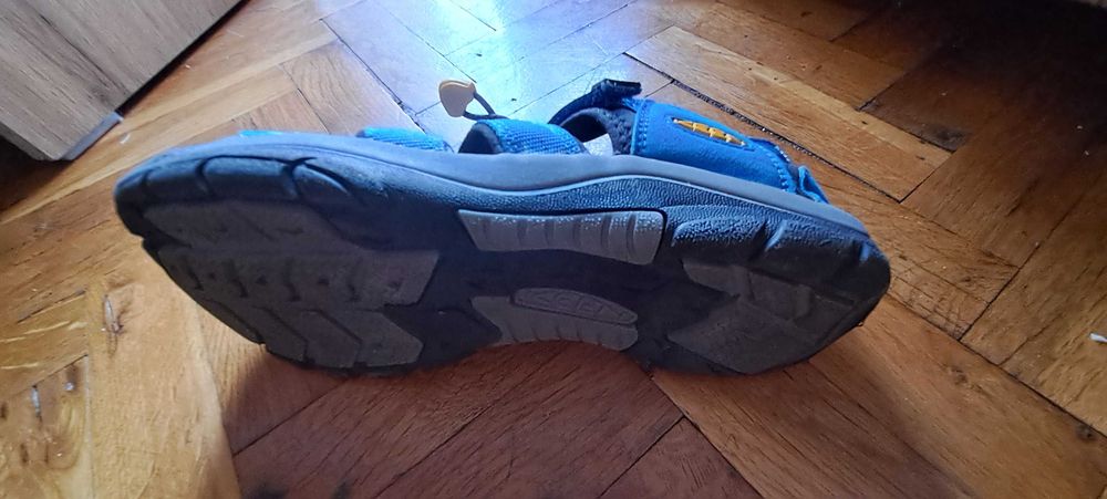 Сандали  KEEN 39 номер