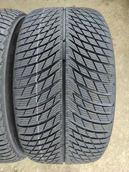 2 Нови зимни гуми 275/35R19 Michelin Pilot Alpin 5*(BMW) XL 100V M+S 3PMFS RFID с борд