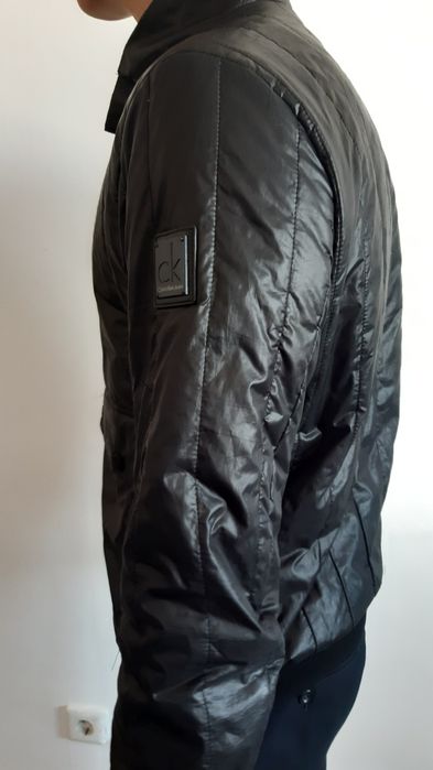 Продам мужскую куртку