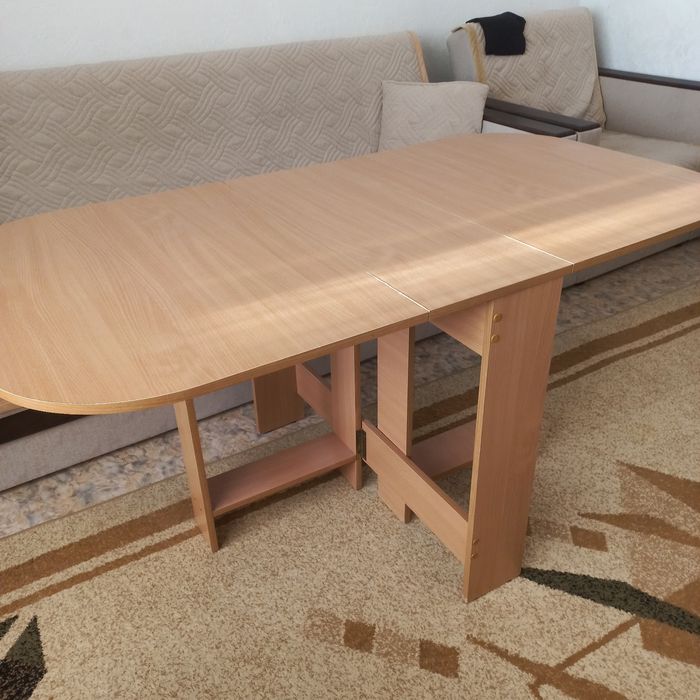 Стол - книжка б/у