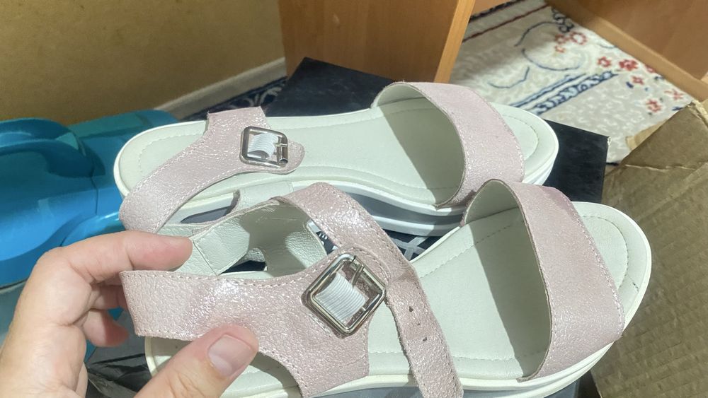 Сандалий -41 размер