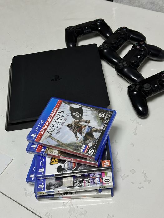 PlayStation 4 Slim 500 ГБ