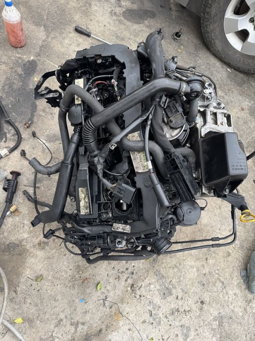 651. Мерцедес  двигател на части