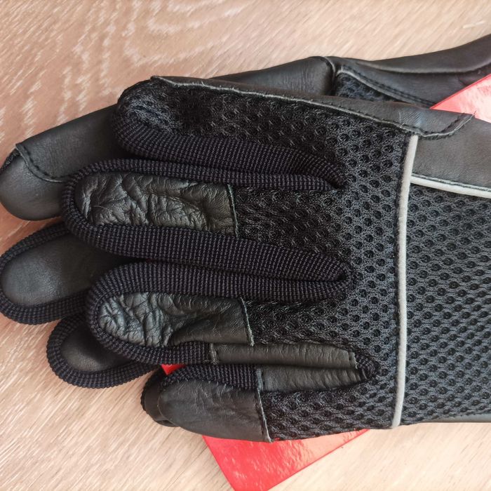 естествена кожа ръкавици