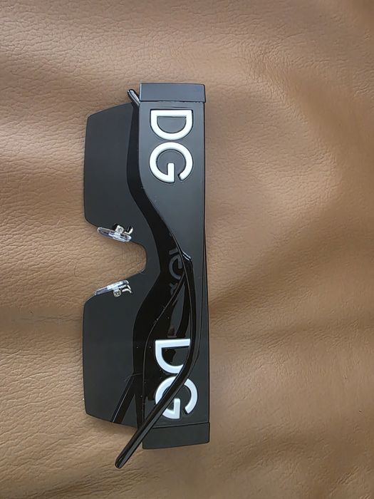 Ochelari de soare Dg