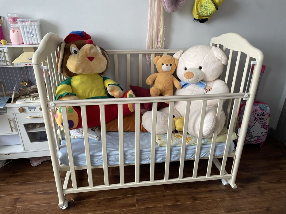 Продается кроватка