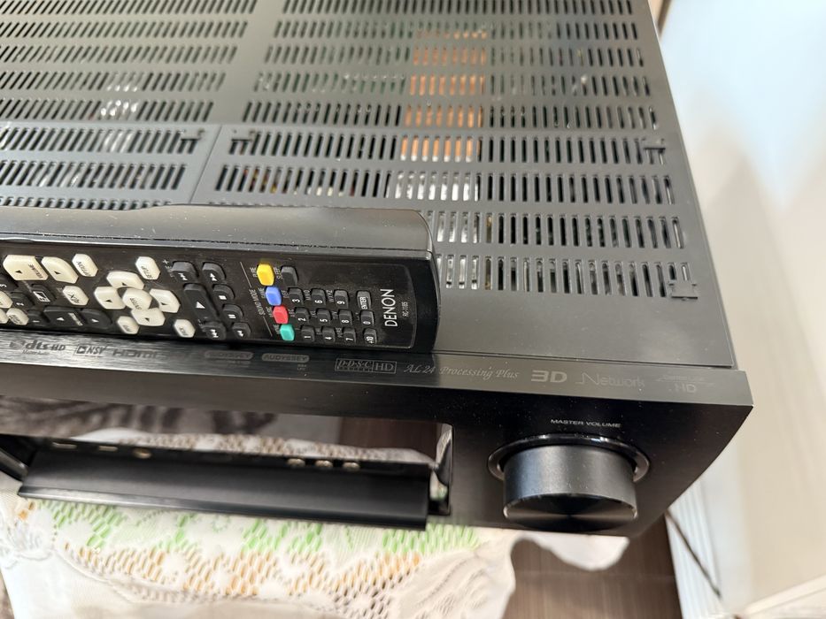 Denon AVR-X4000 качествен ресивър
