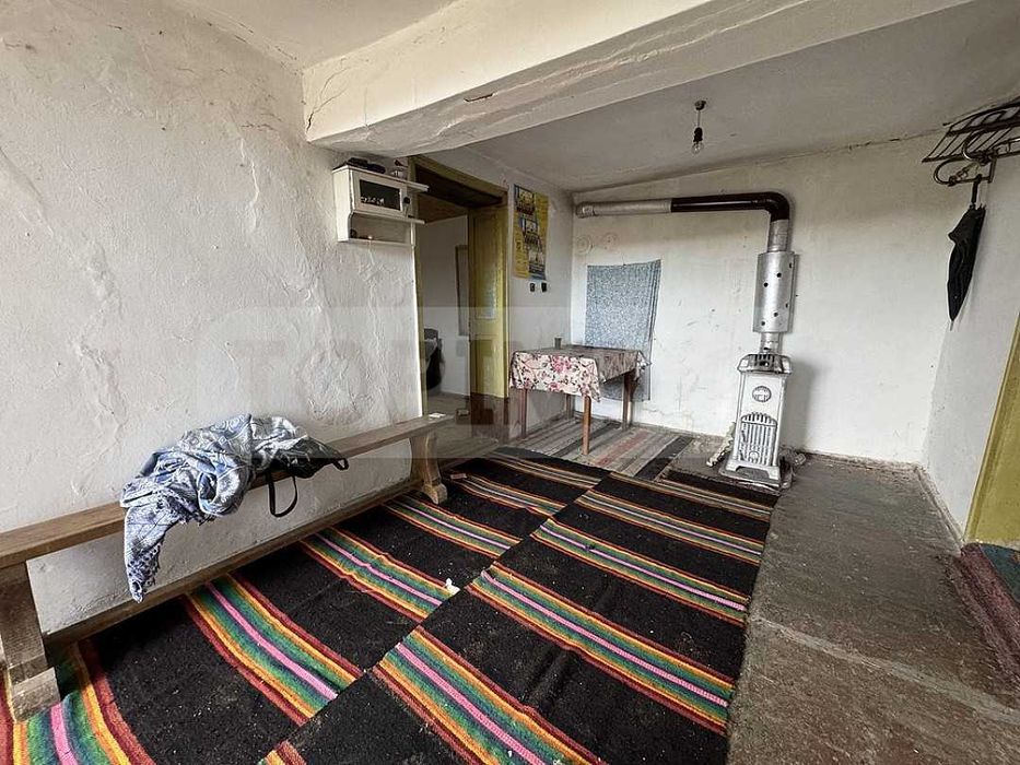 Продава се Къща в с. Джулюница, Област Русе - 160 кв.м за 75 €/кв.м - Снимка #6