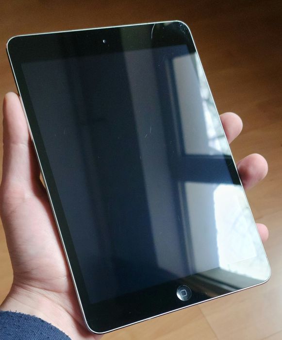 iPad Mini 2 – 32GB, stare impecabilă