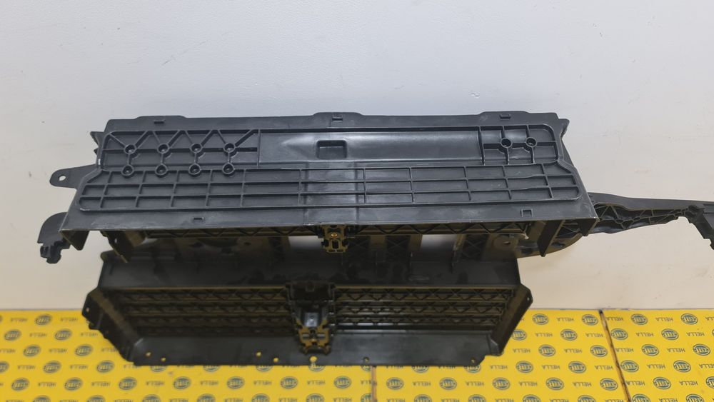 Grila deflector aer clapete trager radiatoare Ford Transit Connect