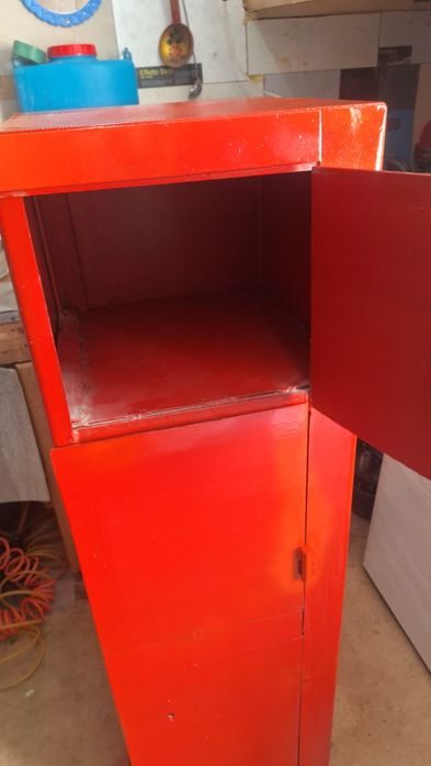 сейф две секции 1270×350