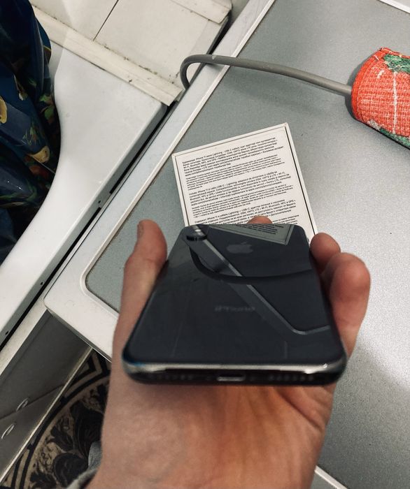 Продам айфон Х 64 гб