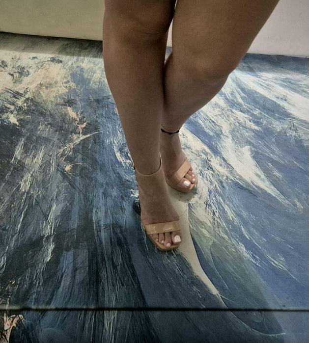 Sandale nude roze,noi,masura 37