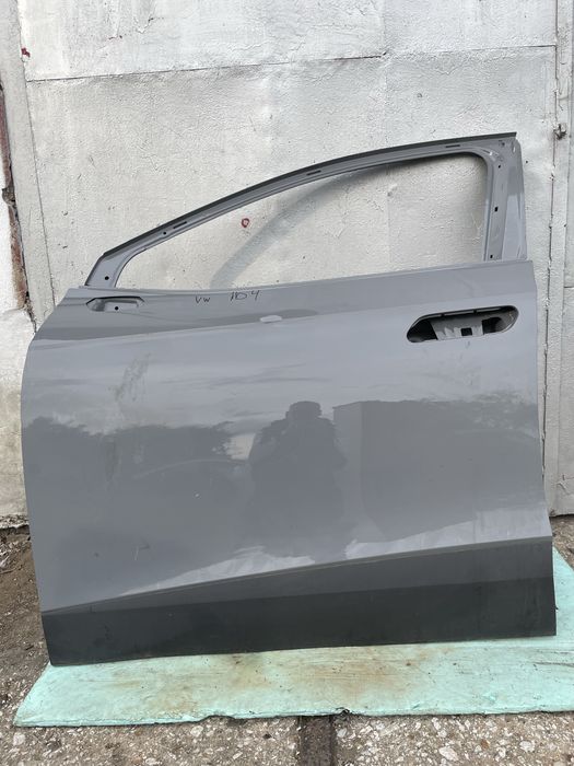 Предна лява врата за Volkswagen ID4 Фолксваген ИД4  2020г-