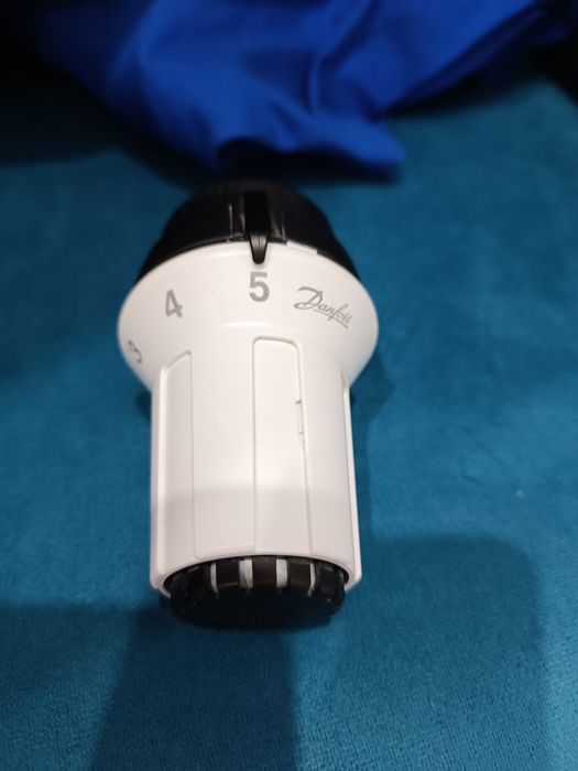 Термоголовка Danfoss продам