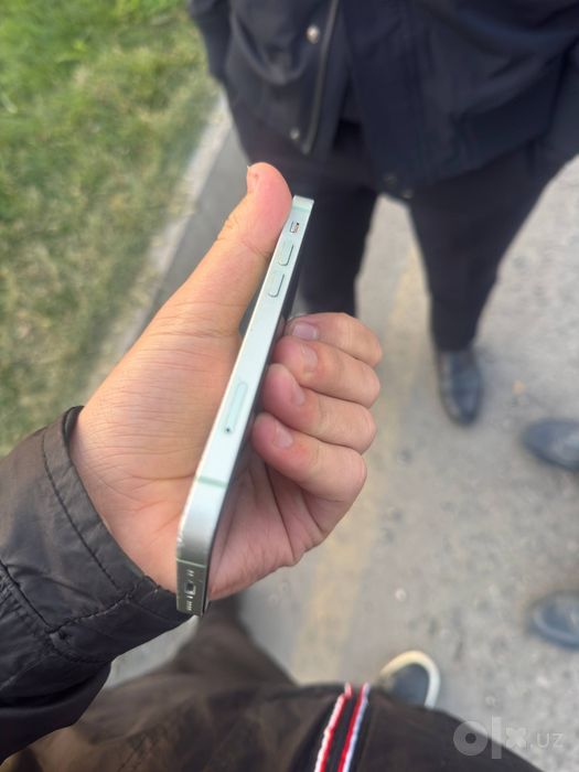 Iphone 12 mini hamma narsasi ishlidi