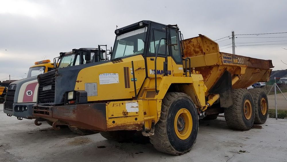 Komatsu HN 300  Dumper 6X6